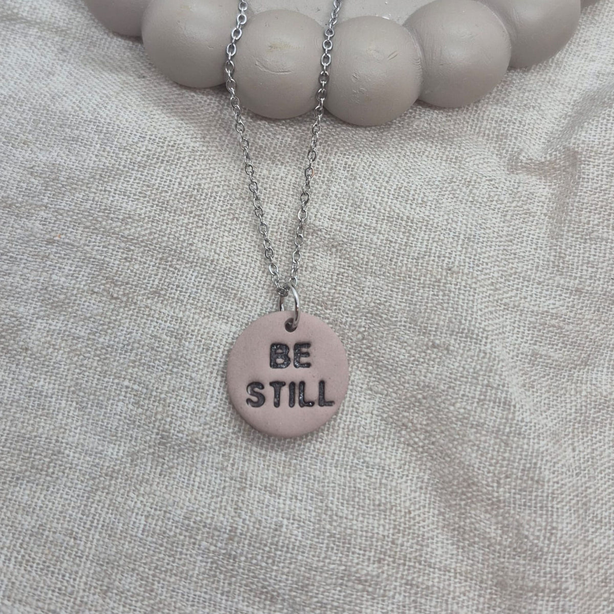 Kettingbedel: 'Be Still'