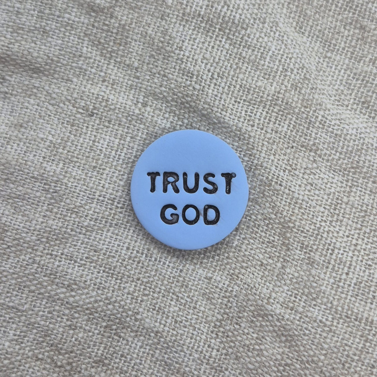 Kettingbedel: 'Trust God'